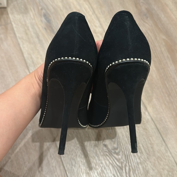 Steve Madden Black Suede heels - Picture 5 of 8